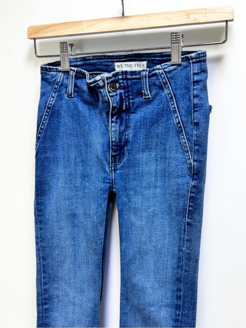 Free People We The Free Level Up Slit Slim Flare Jeans Size 24 - Picture 6 of 10
